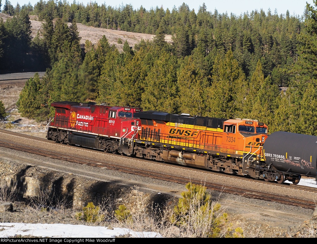 BNSF 7334